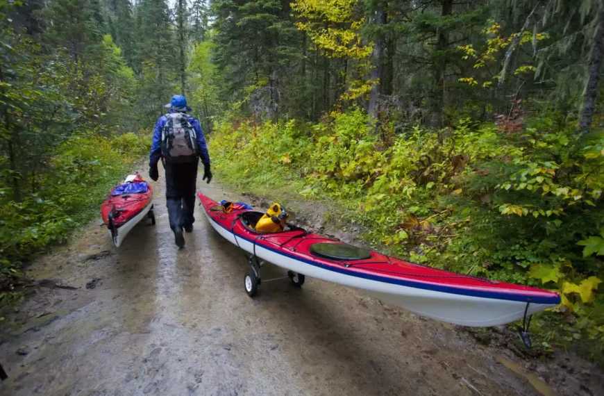 How to choose a kayak cart