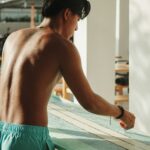 How to wax a Surfboard