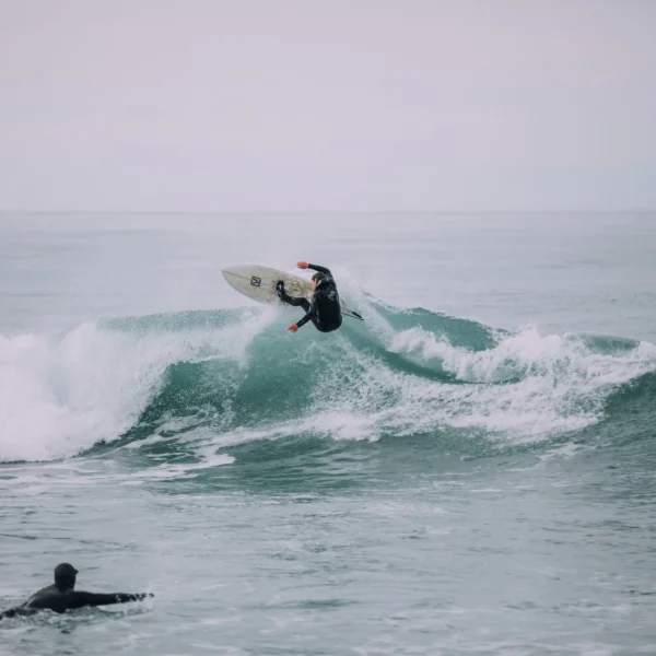 What Is A Point Break In Surfing? A Beginner’s Overview